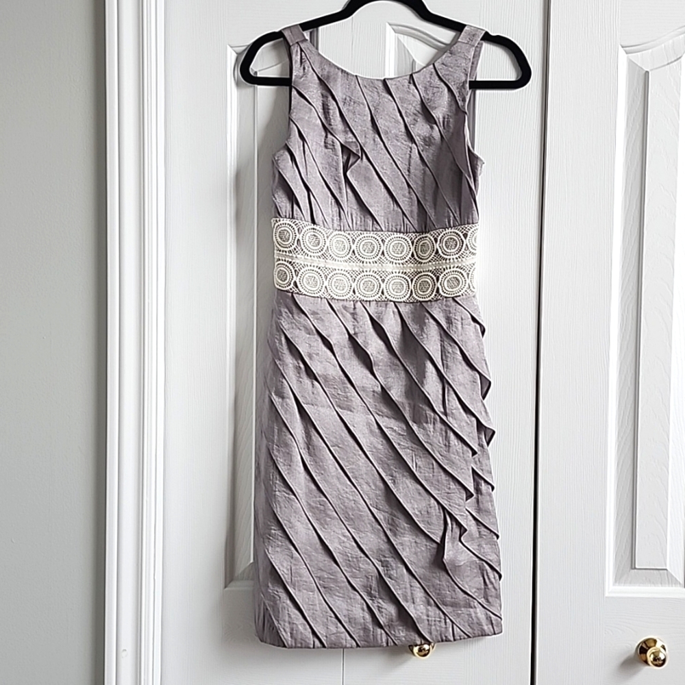 London Time Gray Shimmer Sleeveless Dress